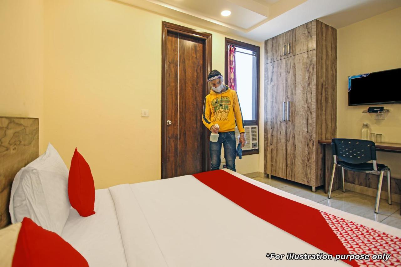 Hotel O Elite Plaza Мумбай Екстериор снимка