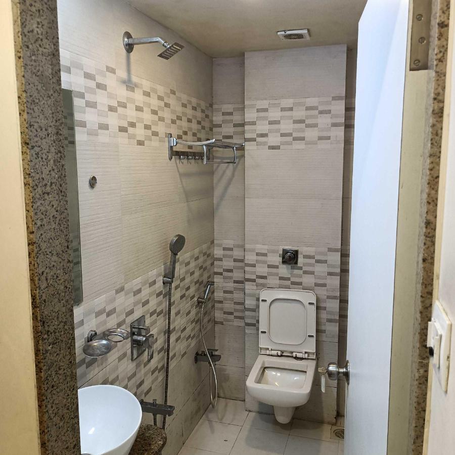 Hotel O Elite Plaza Мумбай Екстериор снимка